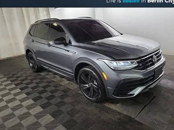 VOLKSWAGEN TIGUAN 4MOTION 2024 3VV8B7AX1RM068644 image